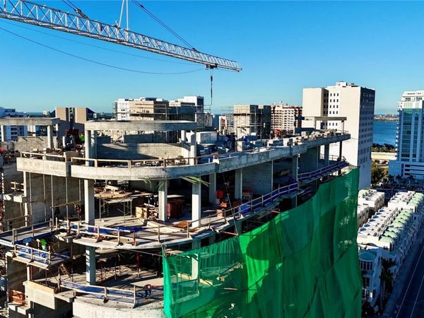 290 COCOANUT AVENUE, Unit 604, SARASOTA, FL 34236