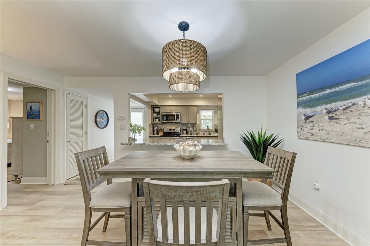 5125 Gulf Of Mexico Drive, Unit 7, Longboat Key, FL 34228 Photo