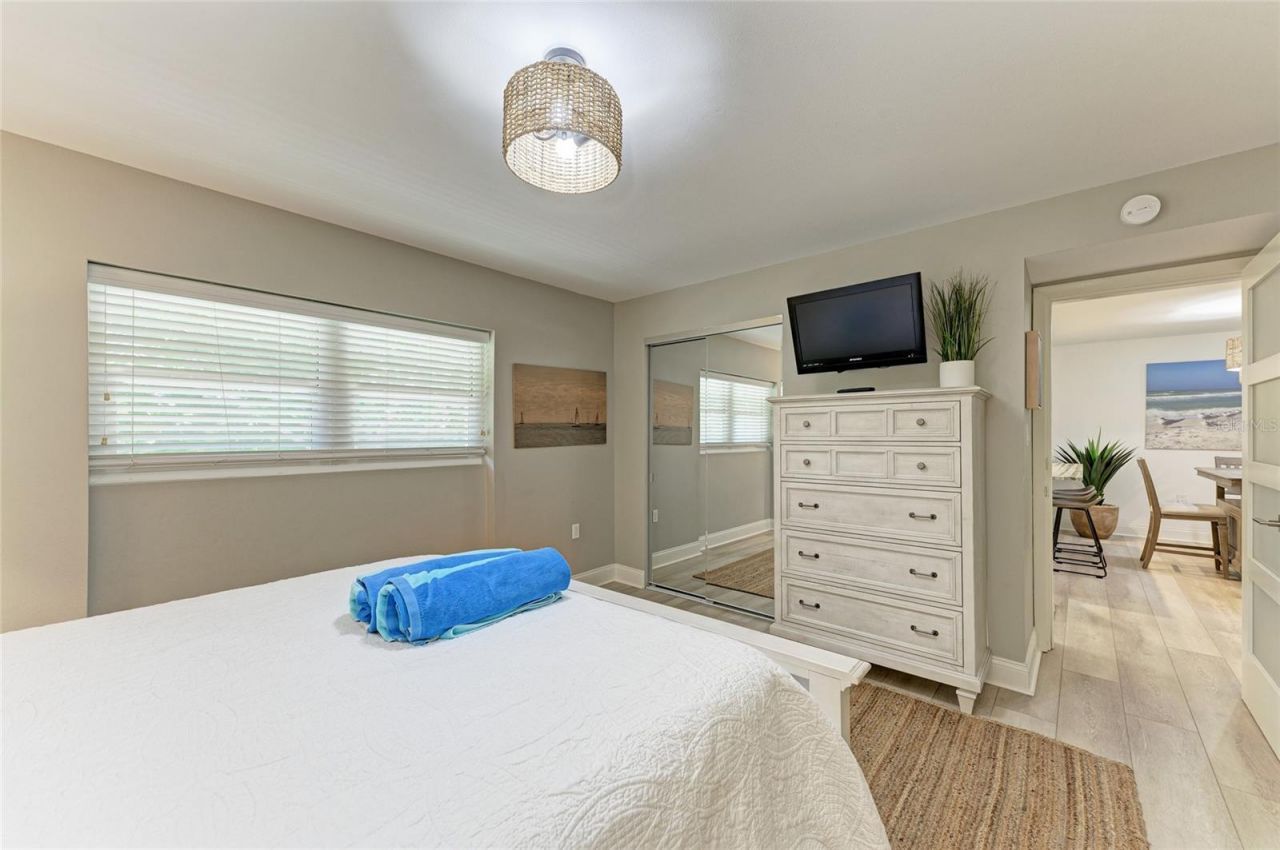 5125 Gulf Of Mexico Drive, Unit 7, Longboat Key, FL 34228 Photo