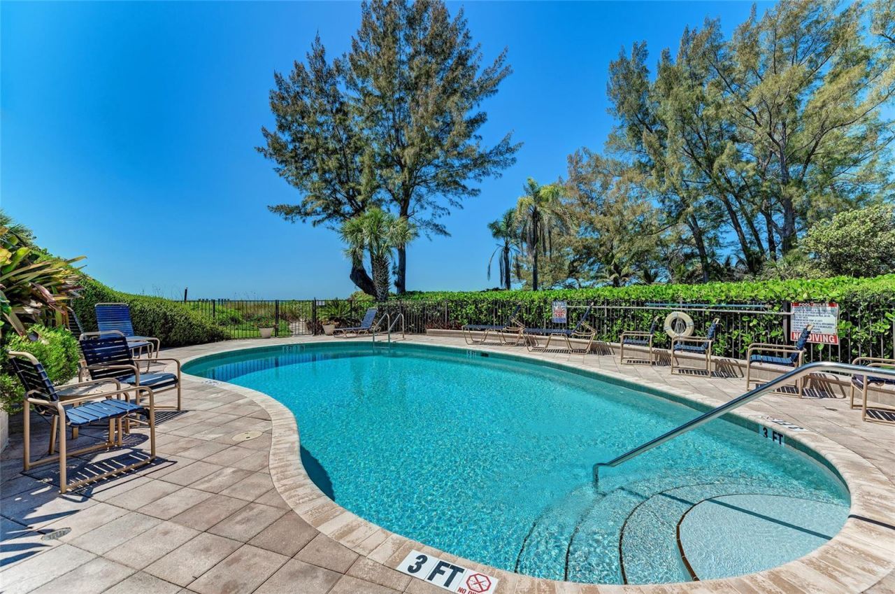 5125 Gulf Of Mexico Drive, Unit 7, Longboat Key, FL 34228 Photo