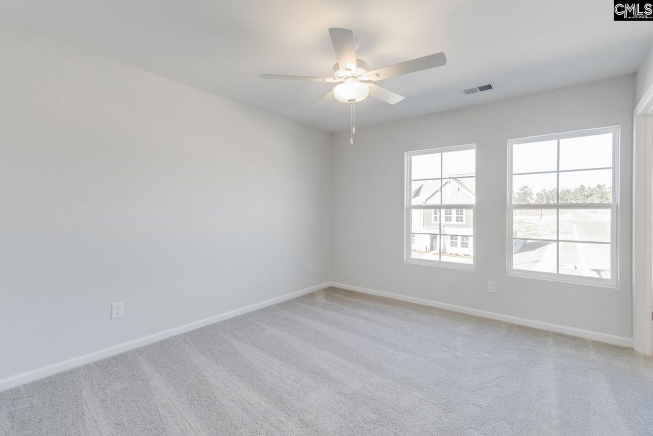 1084 Astoria Drive Photo 15