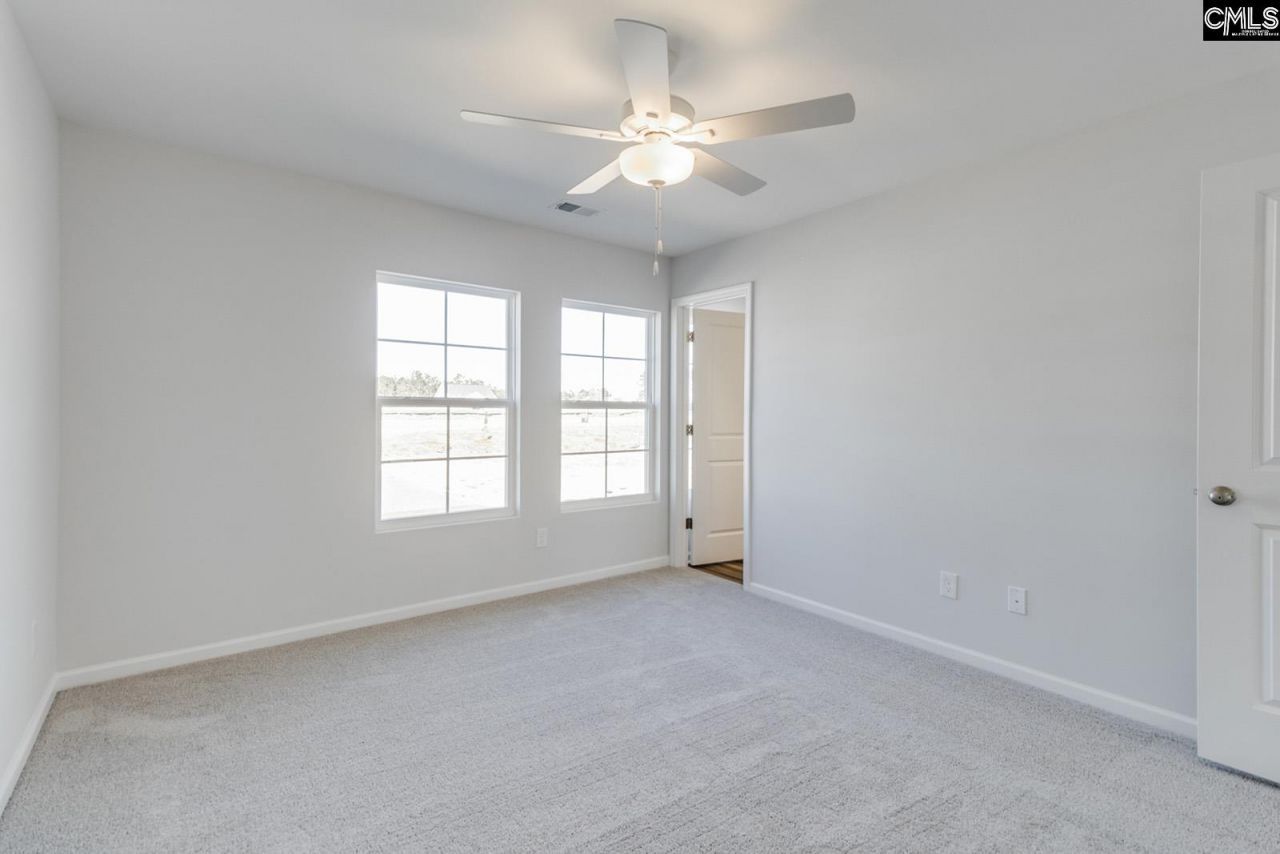 1084 Astoria Drive Photo 16