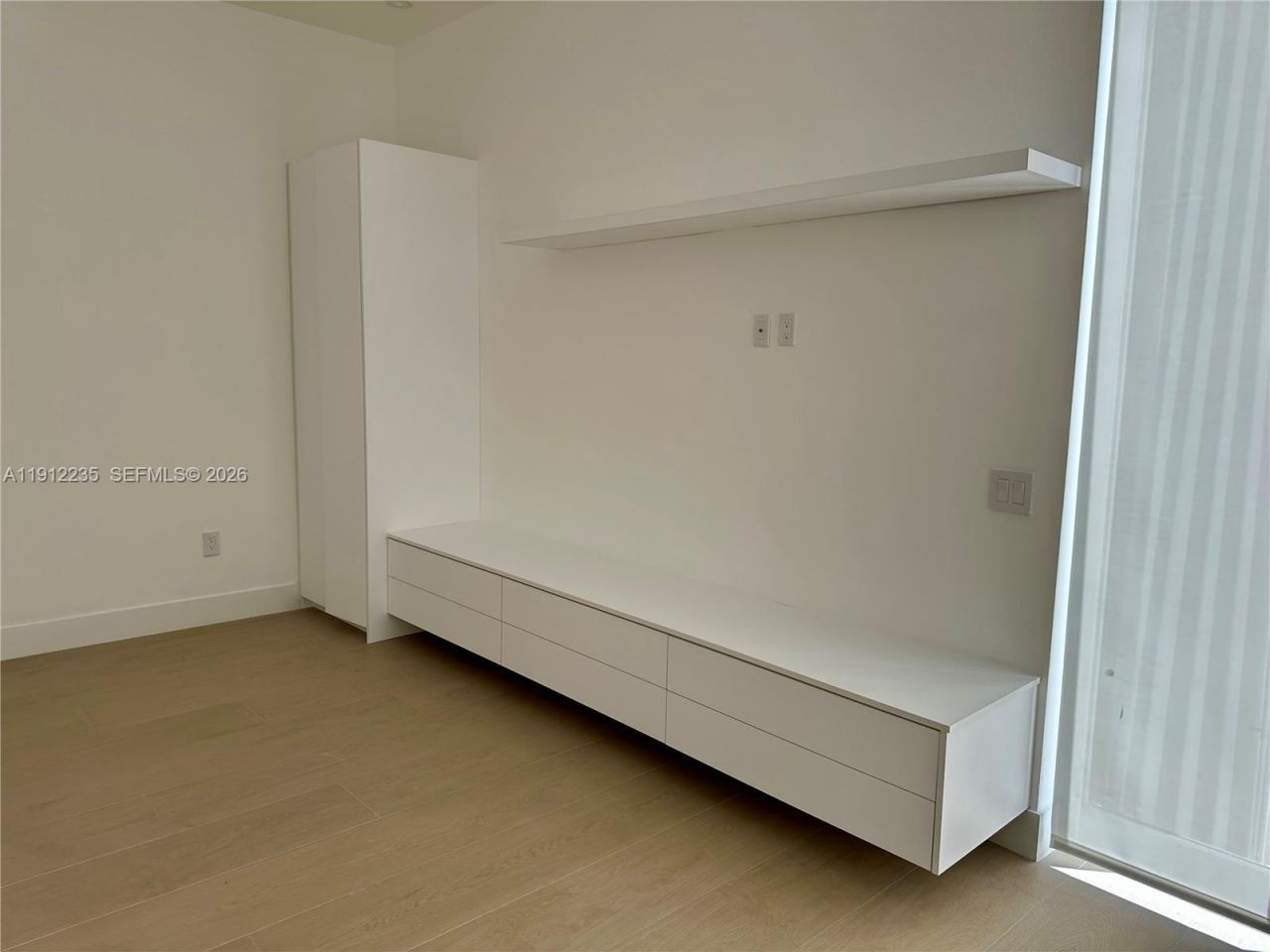 881 Ocean Dr, Unit L3, Key Biscayne, FL 33149 Photo