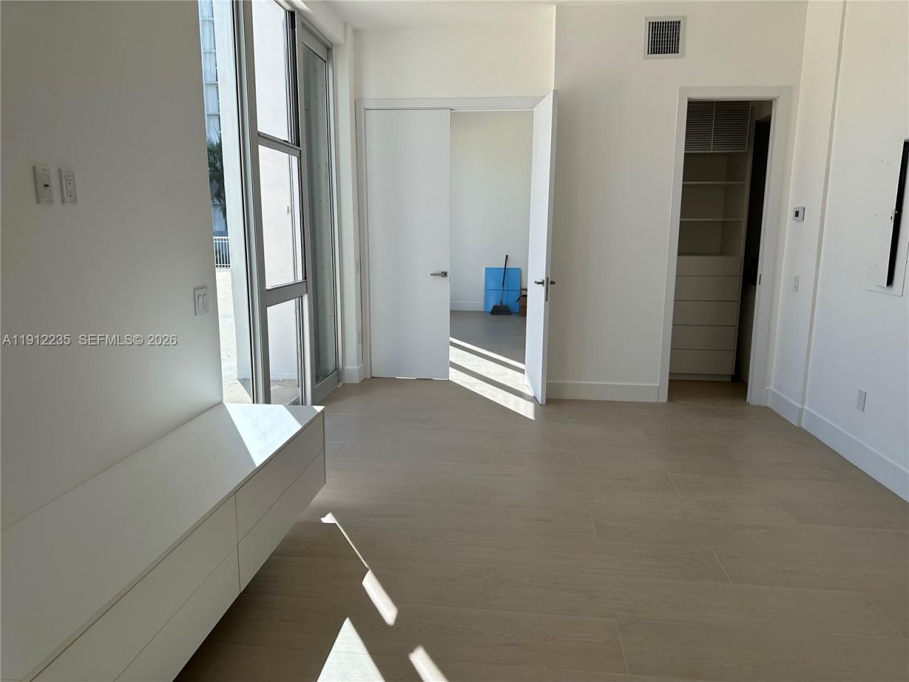 881 Ocean Dr, Unit L3, Key Biscayne, FL 33149 Photo