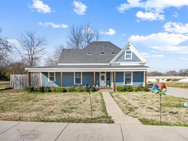 602 S Main Street, Farmersville, TX 75442