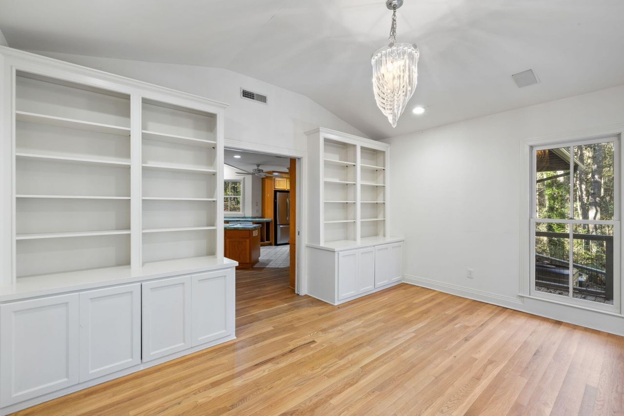 17 Middleton Oaks Road Photo 10