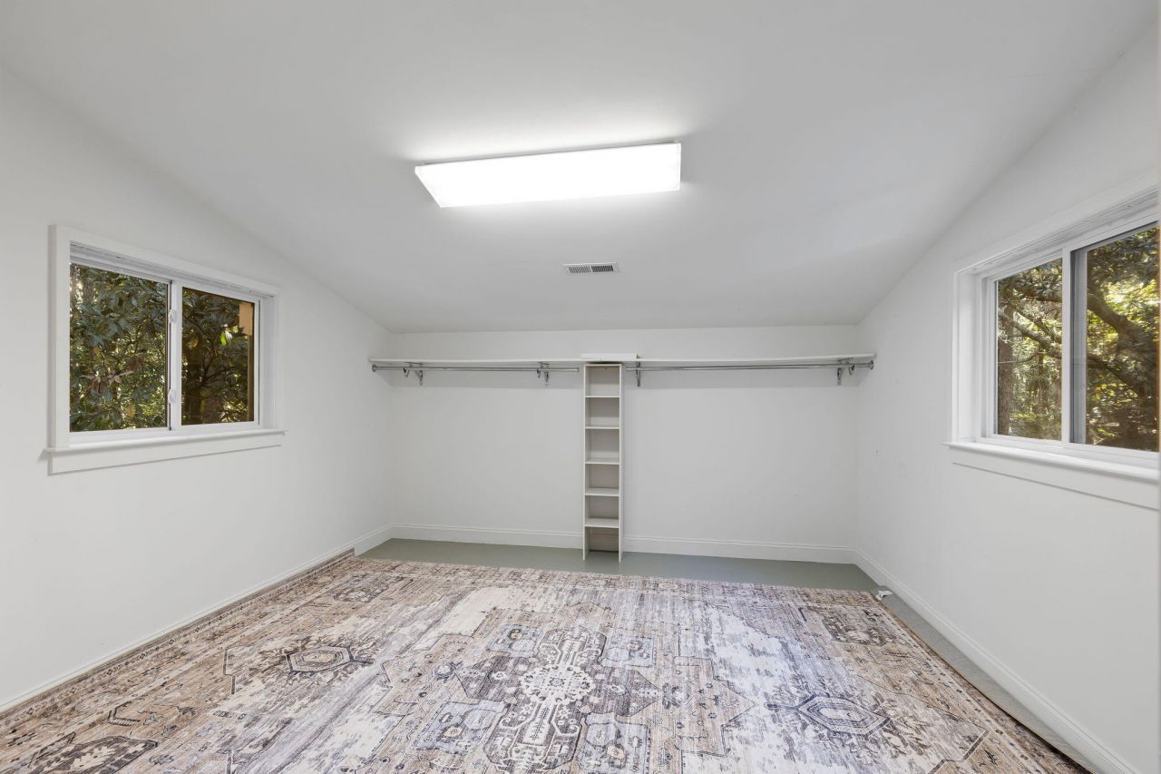 17 Middleton Oaks Road Photo 22