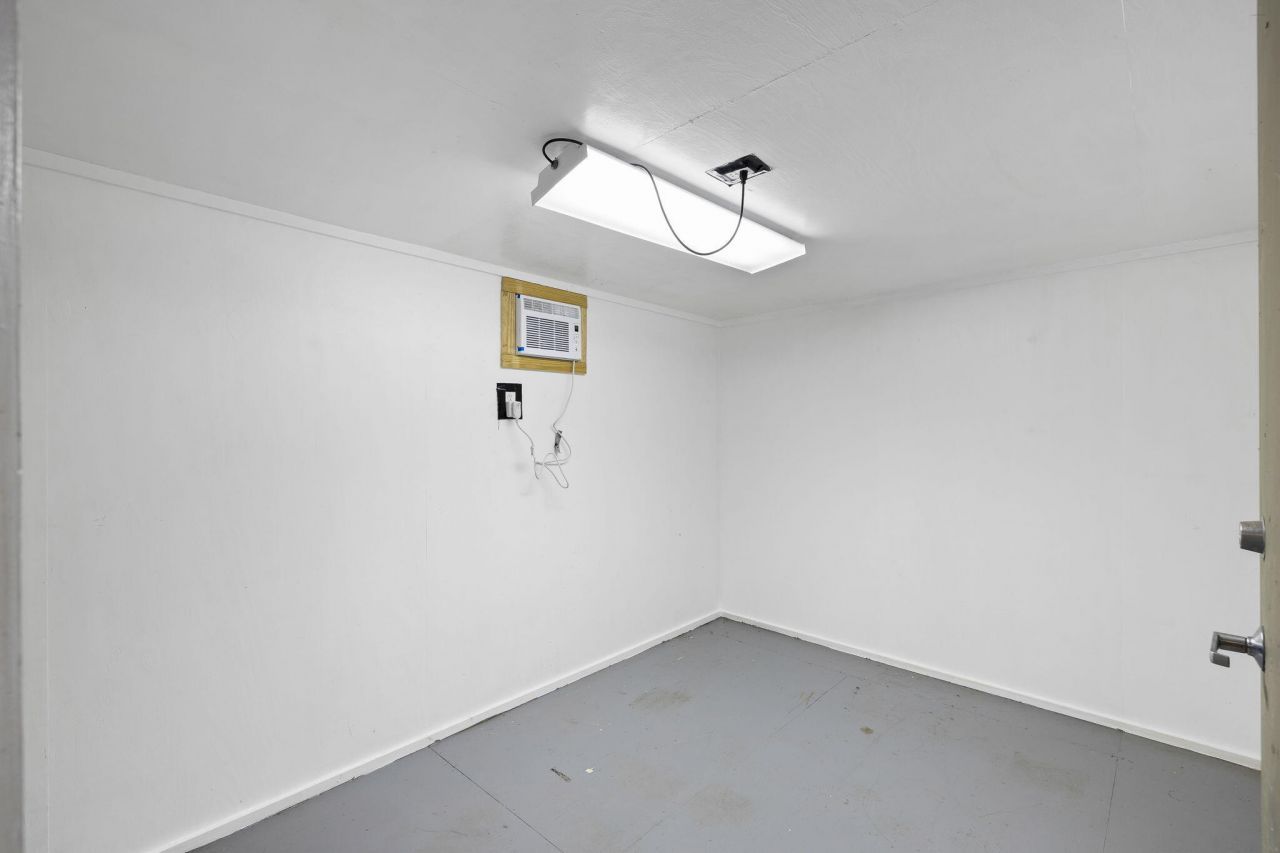 17 Middleton Oaks Road Photo 23