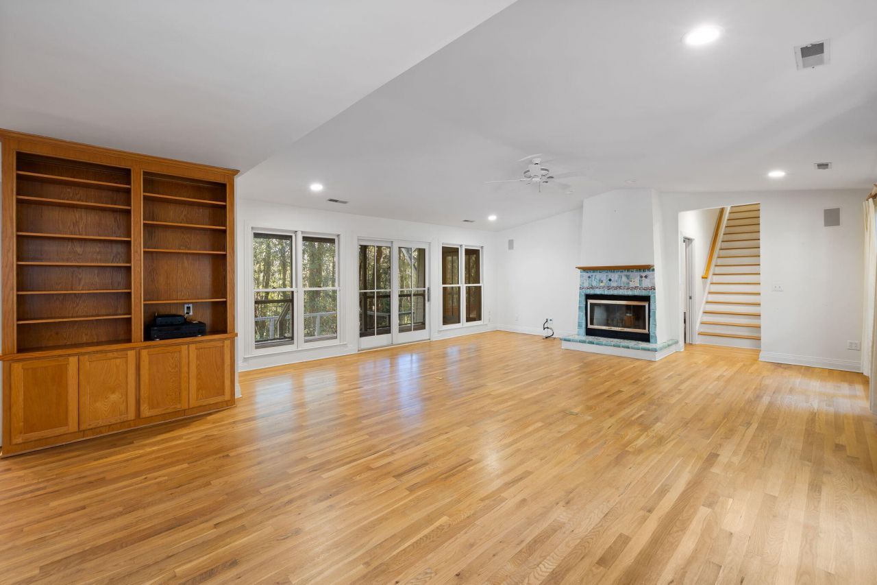 17 Middleton Oaks Road Photo 5