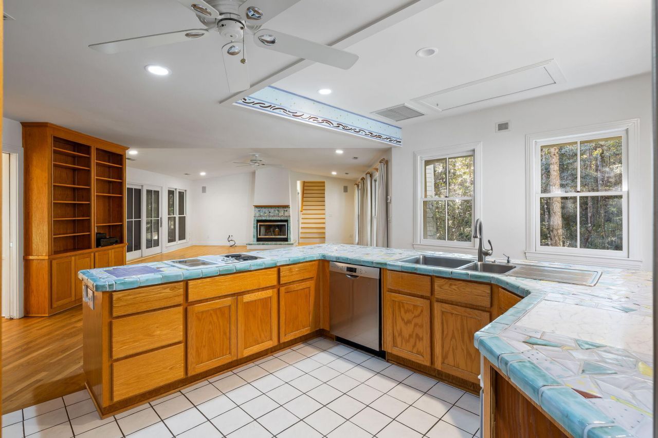 17 Middleton Oaks Road Photo 7