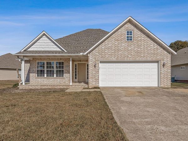 2504 Brighton Lane, Jonesboro, AR 72404