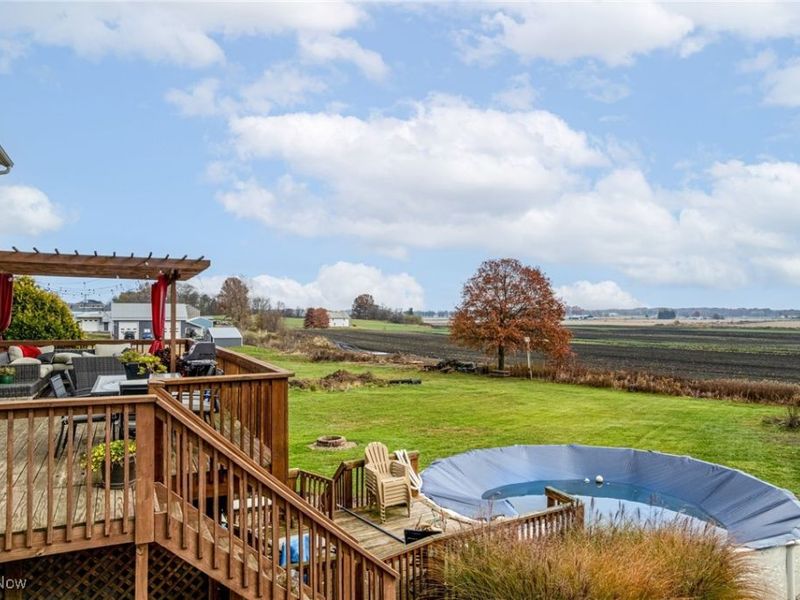 13014 Duquette Avenue NE, Hartville, OH 44632 Photo 35