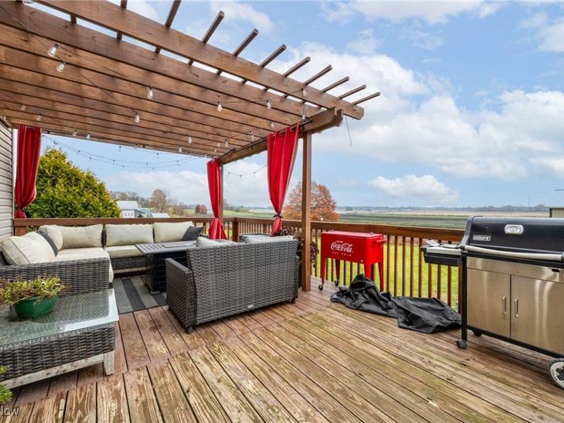 13014 Duquette Avenue NE, Hartville, OH 44632 Photo 36