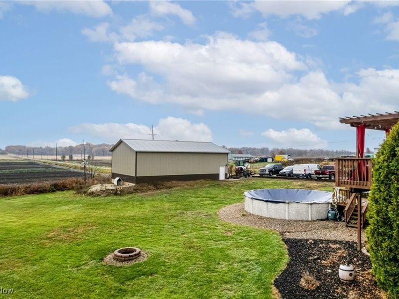 13014 Duquette Avenue NE, Hartville, OH 44632 Photo 39