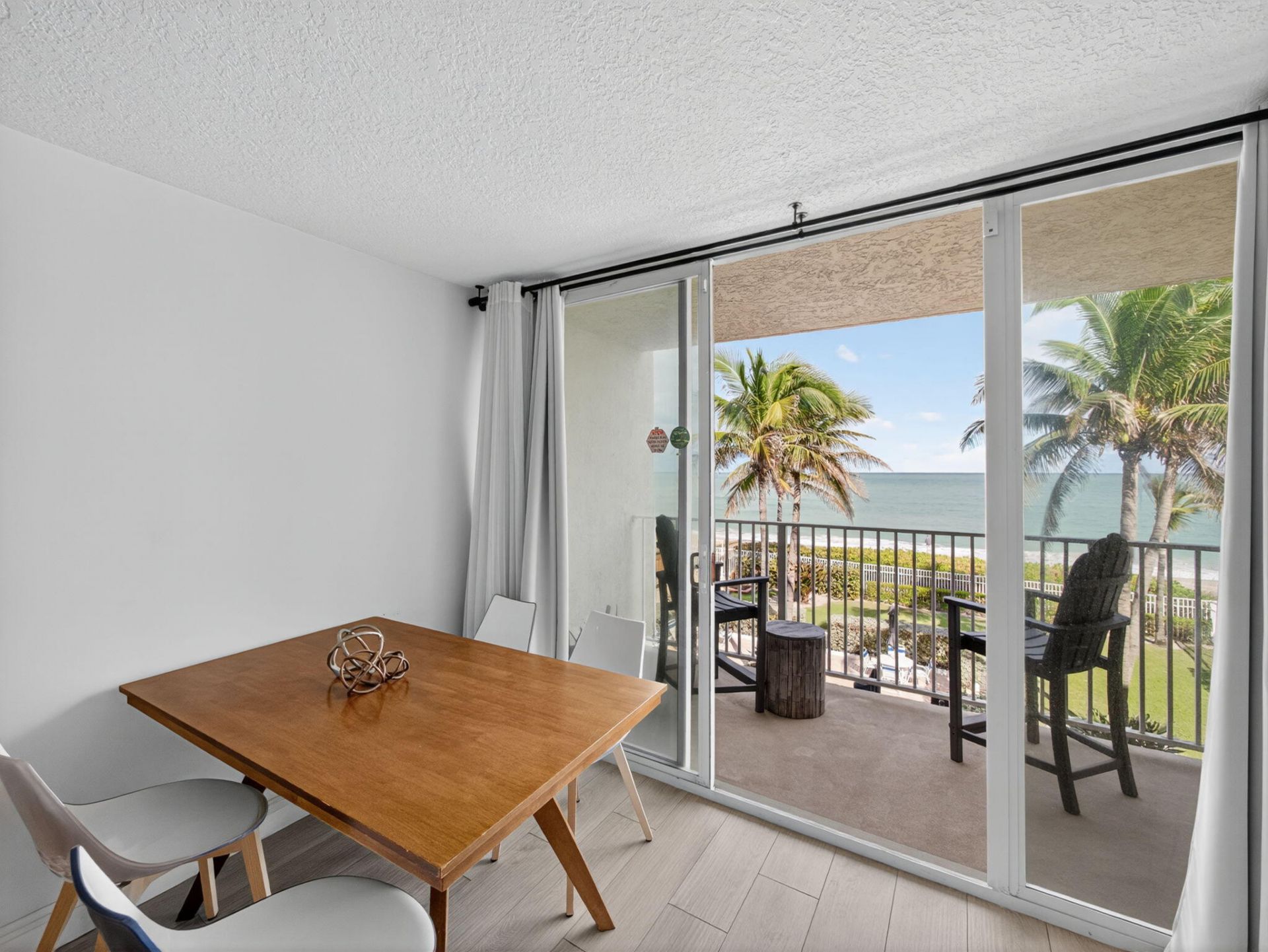 9800 S Ocean Drive, Unit 302, Jensen Beach, FL 34957 Photo