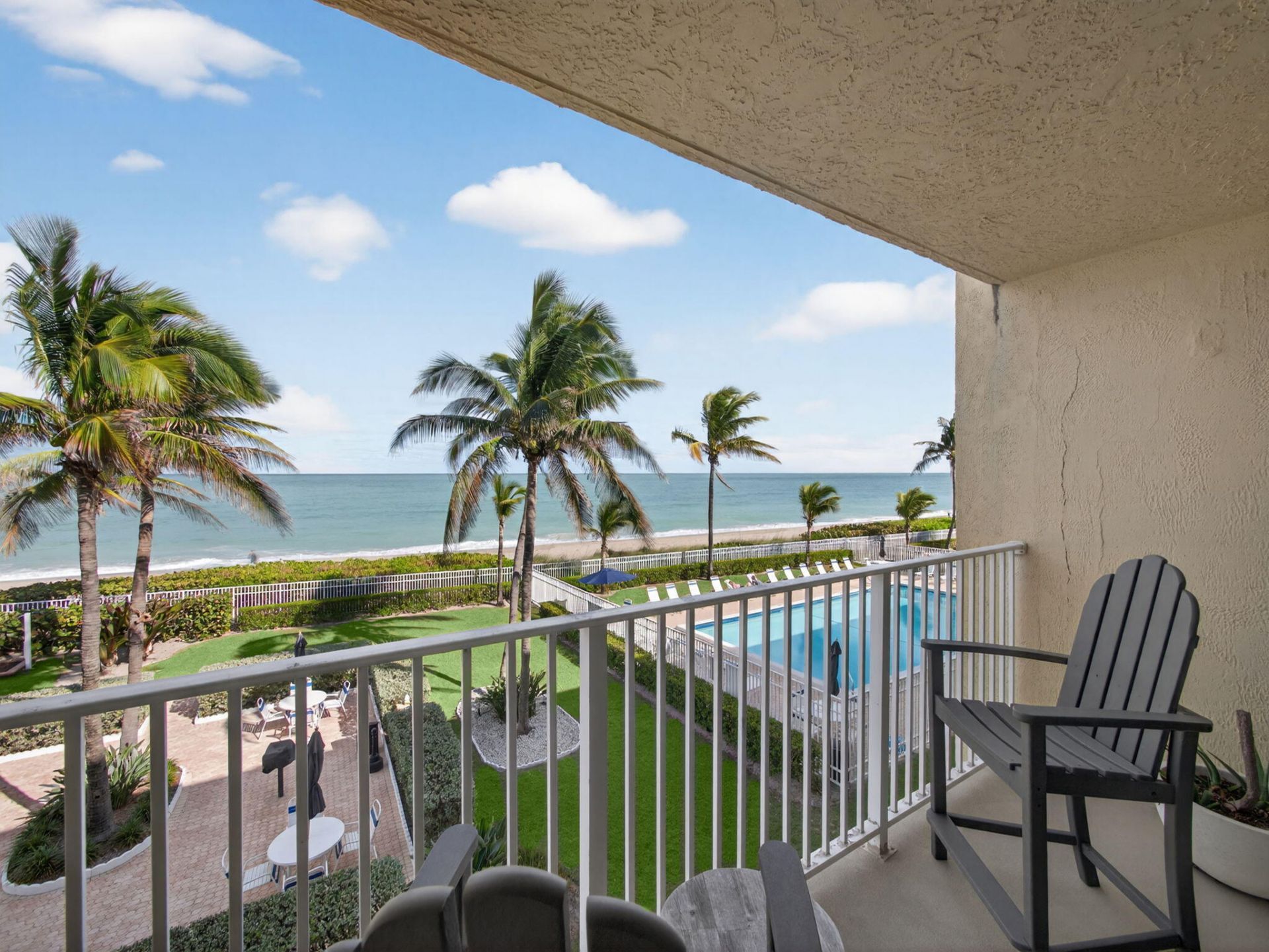 9800 S Ocean Drive, Unit 302, Jensen Beach, FL 34957 Photo