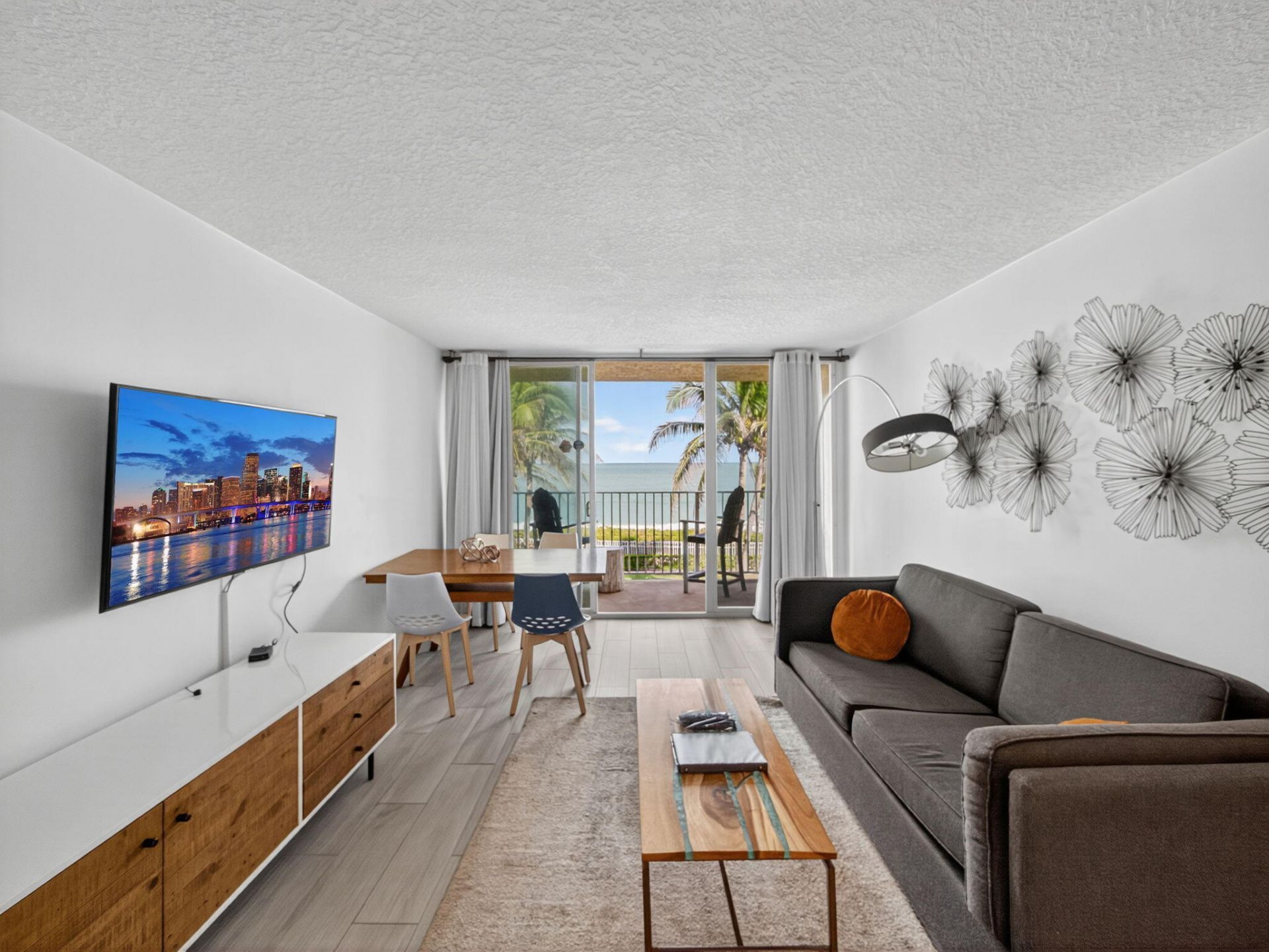 9800 S Ocean Drive, Unit 302, Jensen Beach, FL 34957 Photo