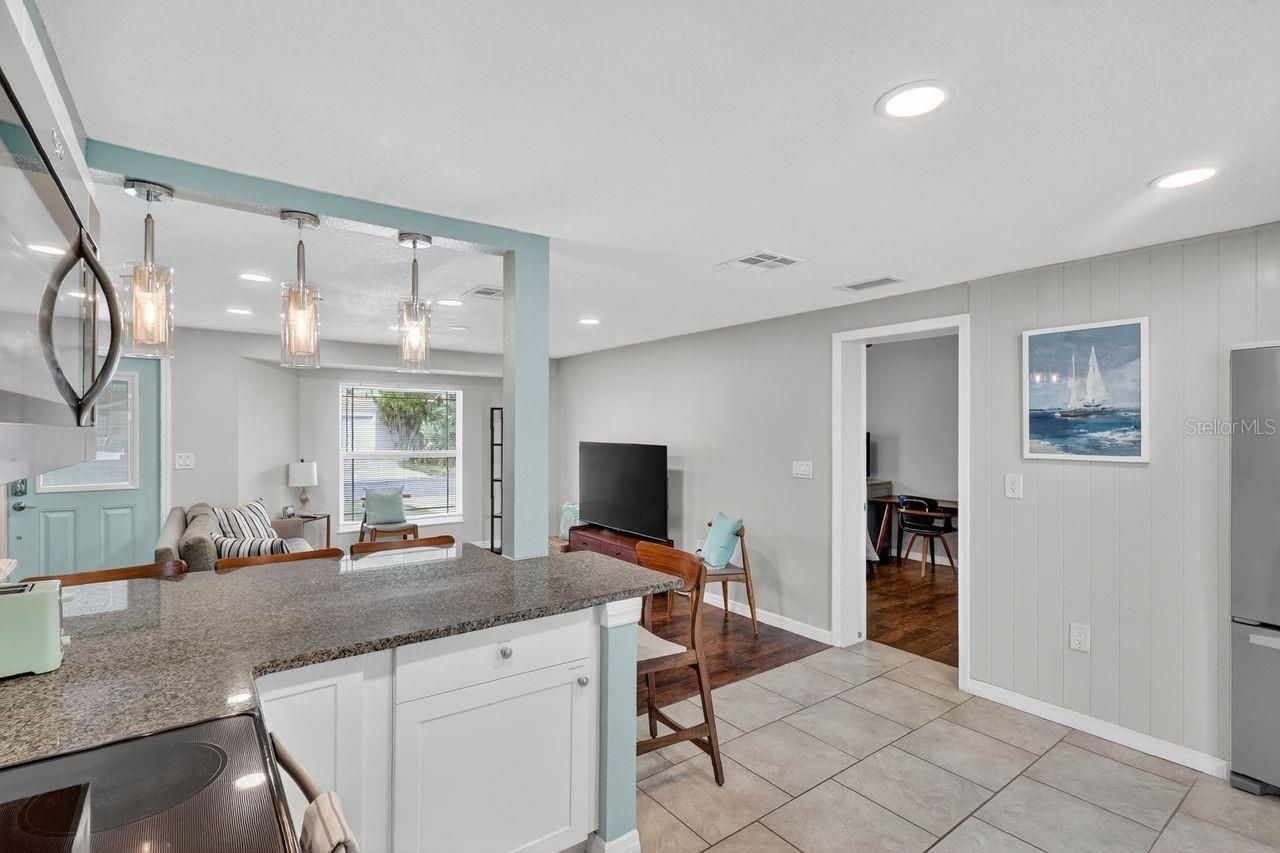 6320 Case Avenue, Bradenton, FL 34207 Photo