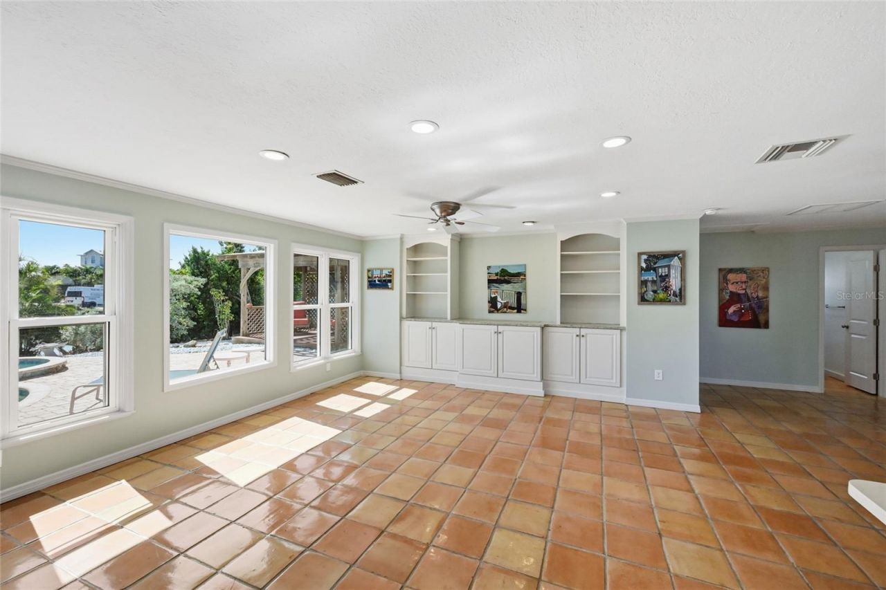 503 65th Street, Holmes Beach, FL 34217 Photo