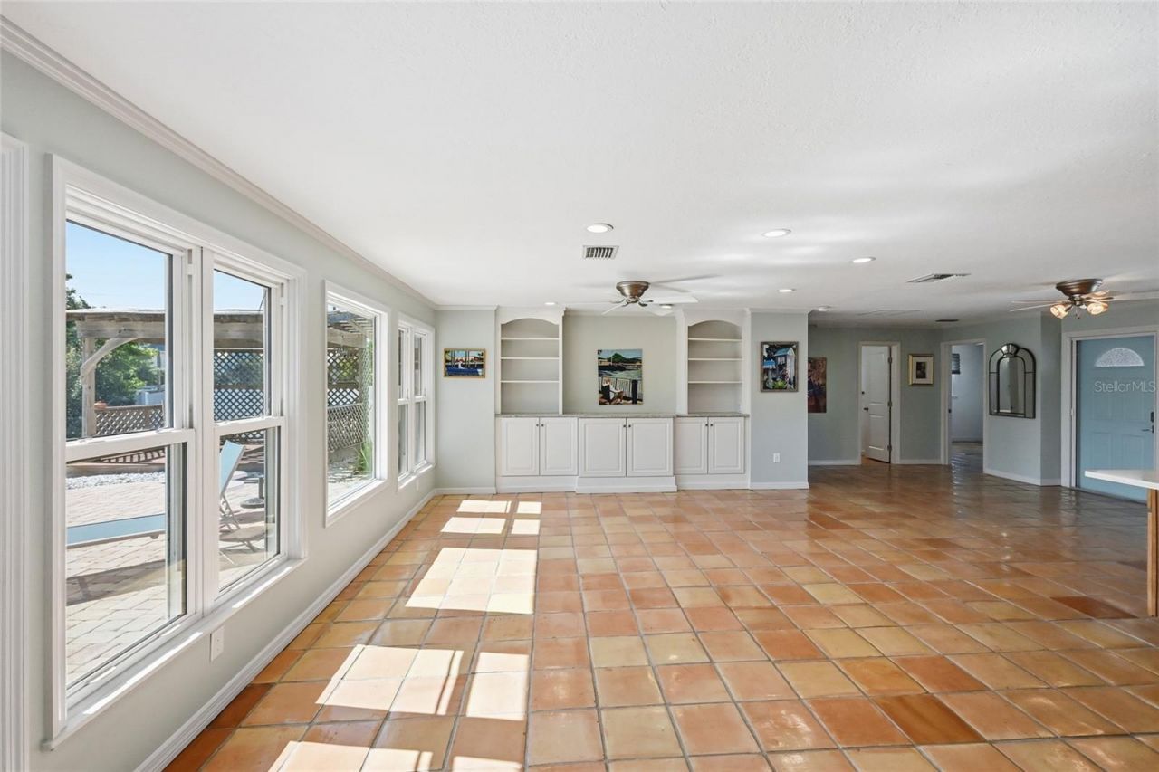 503 65th Street, Holmes Beach, FL 34217 Photo