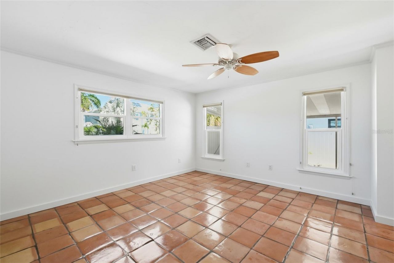 503 65th Street, Holmes Beach, FL 34217 Photo