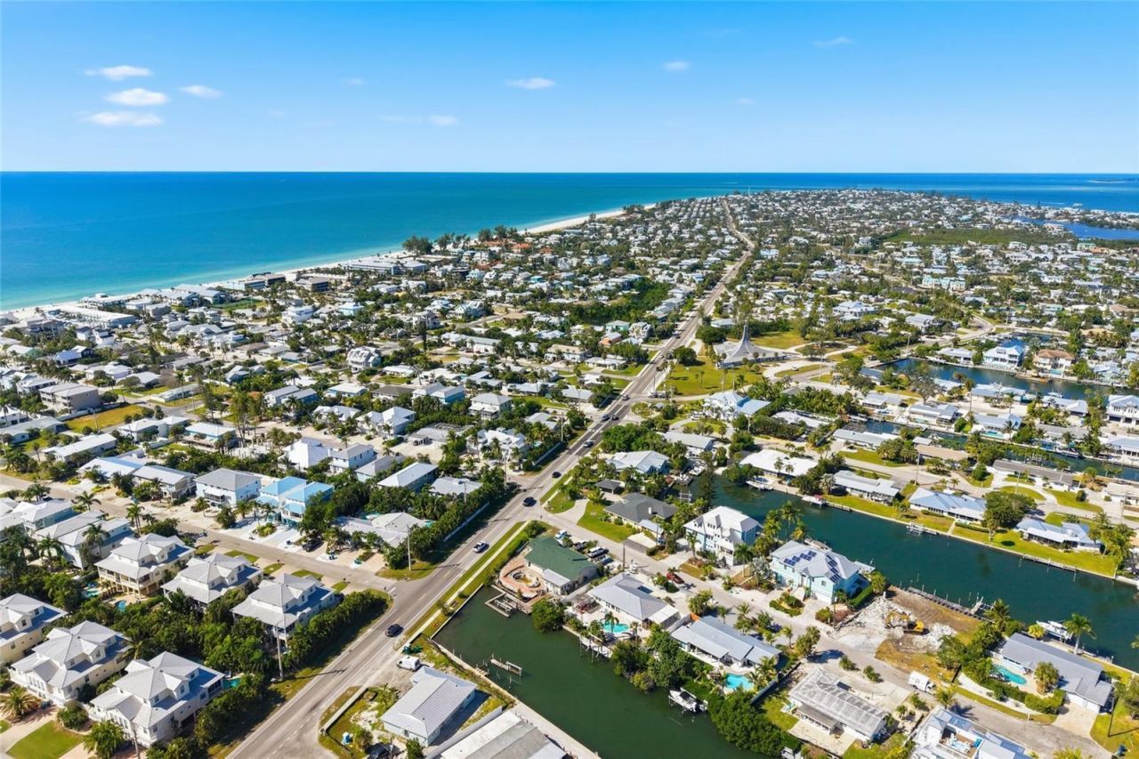 503 65th Street, Holmes Beach, FL 34217 Photo