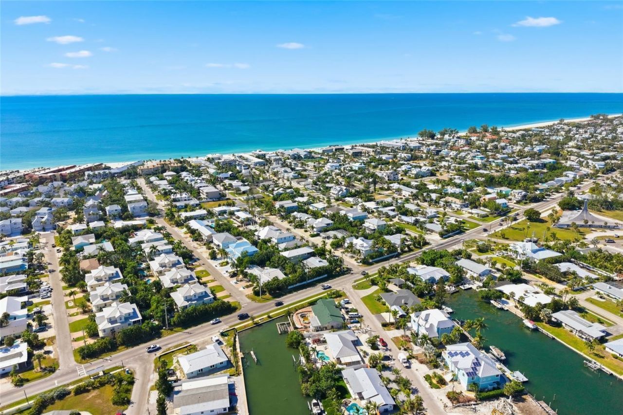 503 65th Street, Holmes Beach, FL 34217 Photo