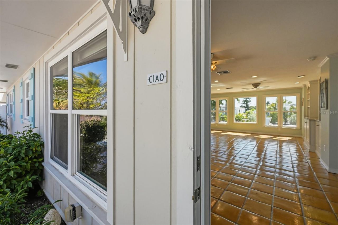 503 65th Street, Holmes Beach, FL 34217 Photo