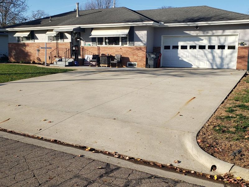 340 Gary Street, Ashville, OH 43103 Photo 1