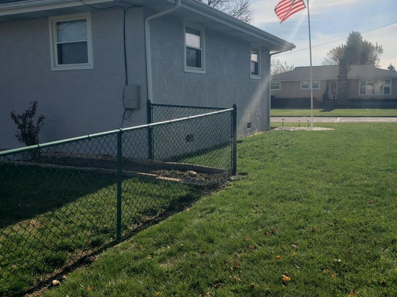 340 Gary Street, Ashville, OH 43103 Photo 4