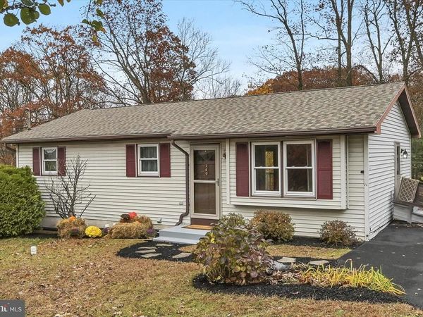 140 - 141 NAVAJO DRIVE, AUBURN, PA 17922