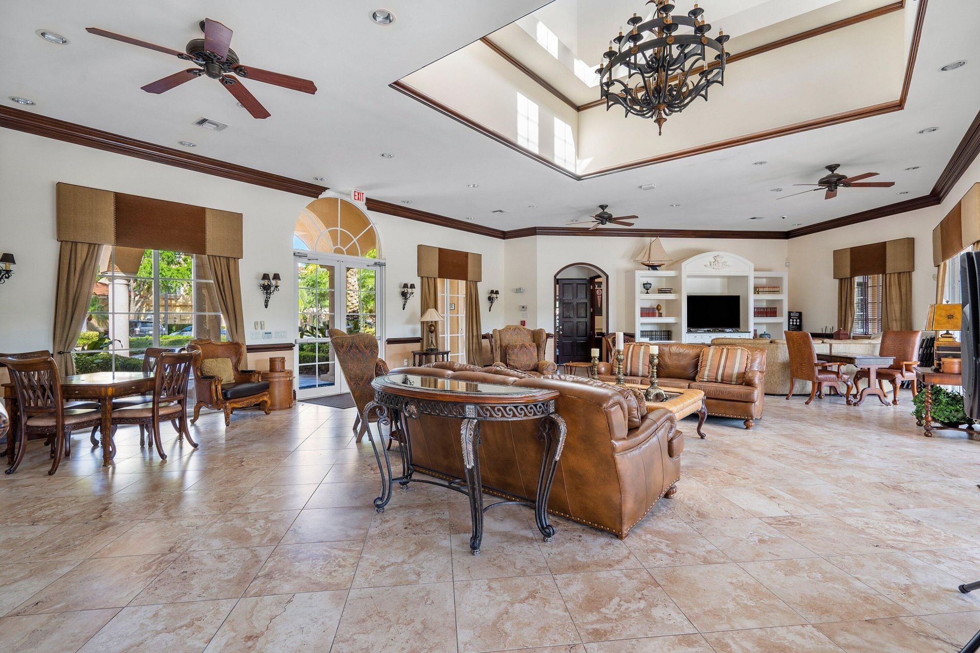 2446 San Pietro Circle, Palm Beach Gardens, FL 33410 Photo