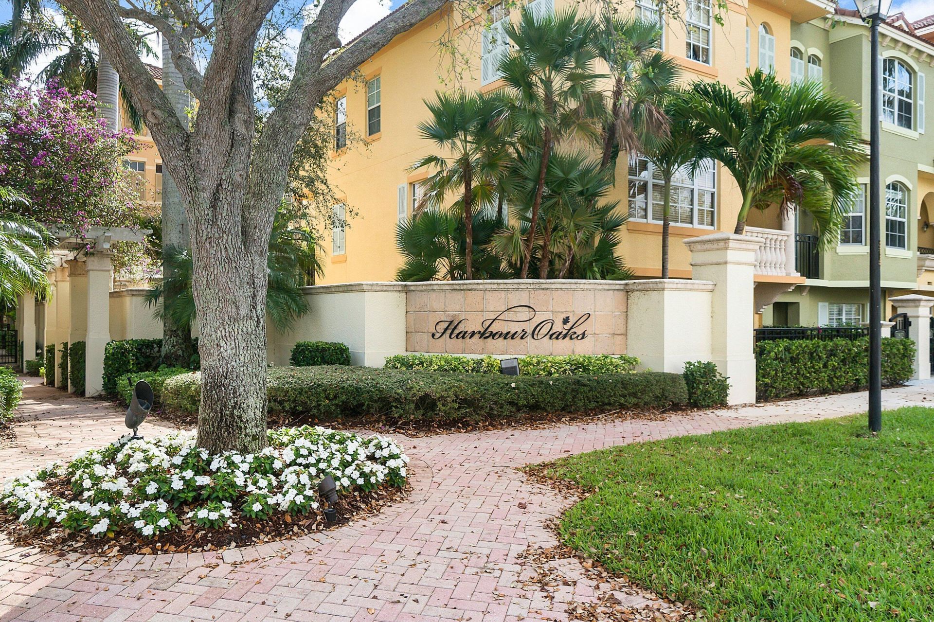 2446 San Pietro Circle, Palm Beach Gardens, FL 33410 Photo