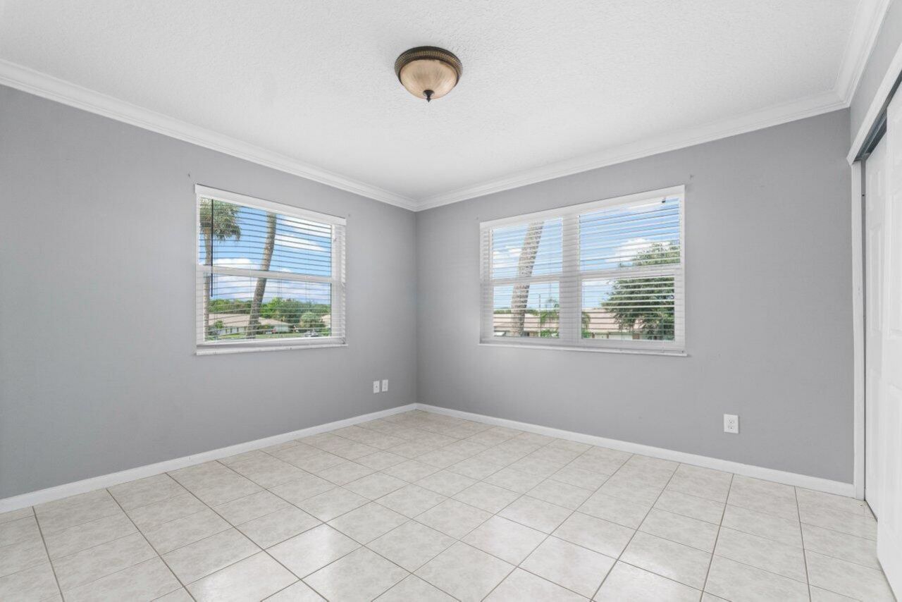1205 S Lakes End Drive, Unit D2, Fort Pierce, FL 34982 Photo