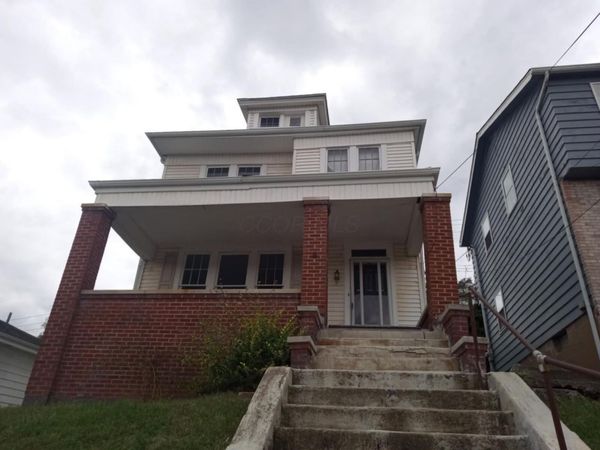 717 Elm Street, Martins Ferry, OH 43935