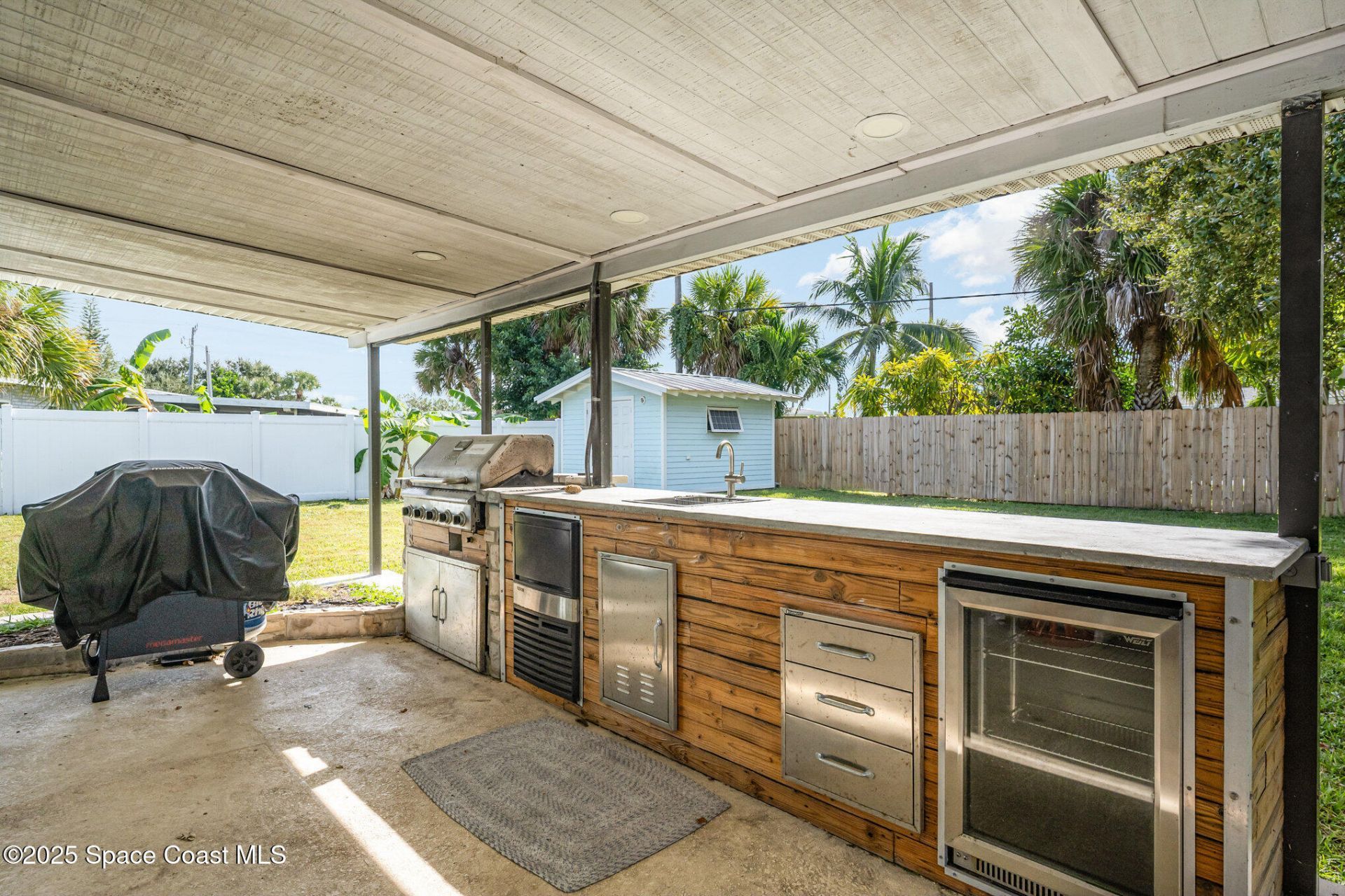 113 W Leon Lane, Cocoa Beach, FL 32931 Photo