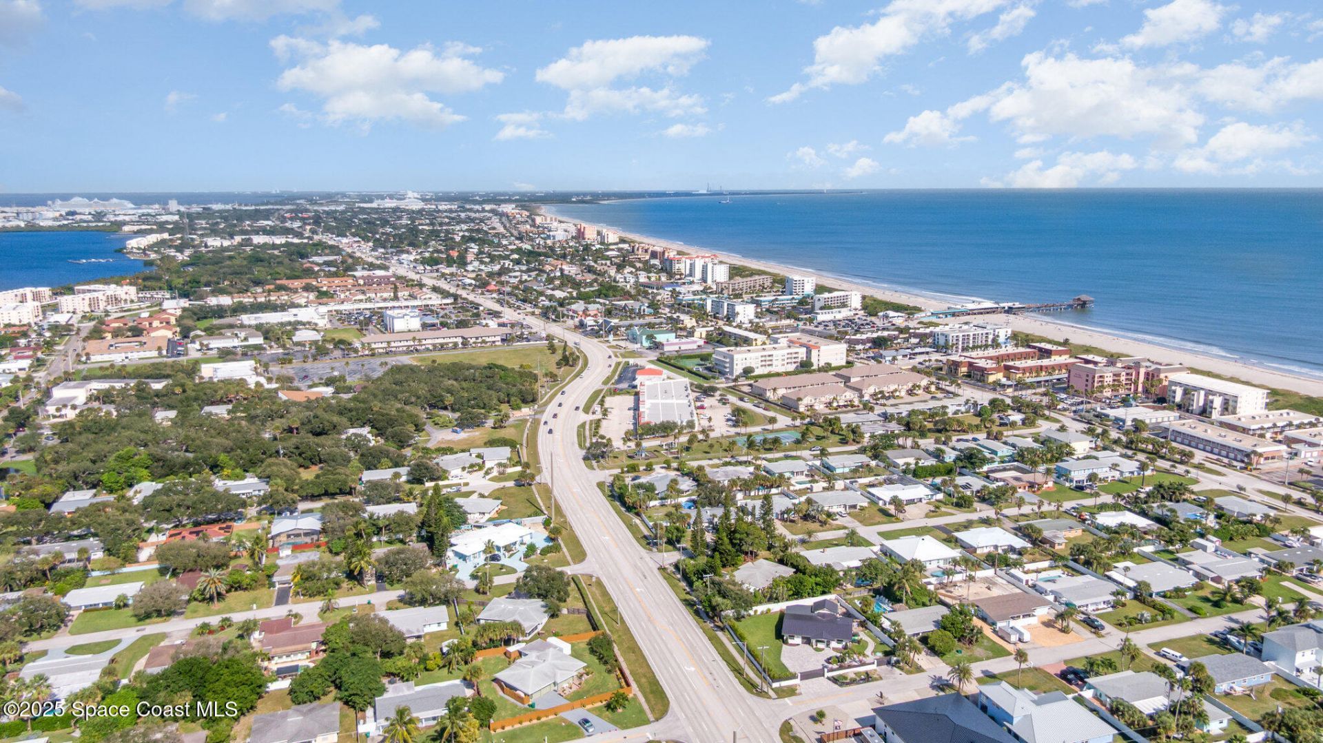 113 W Leon Lane, Cocoa Beach, FL 32931 Photo
