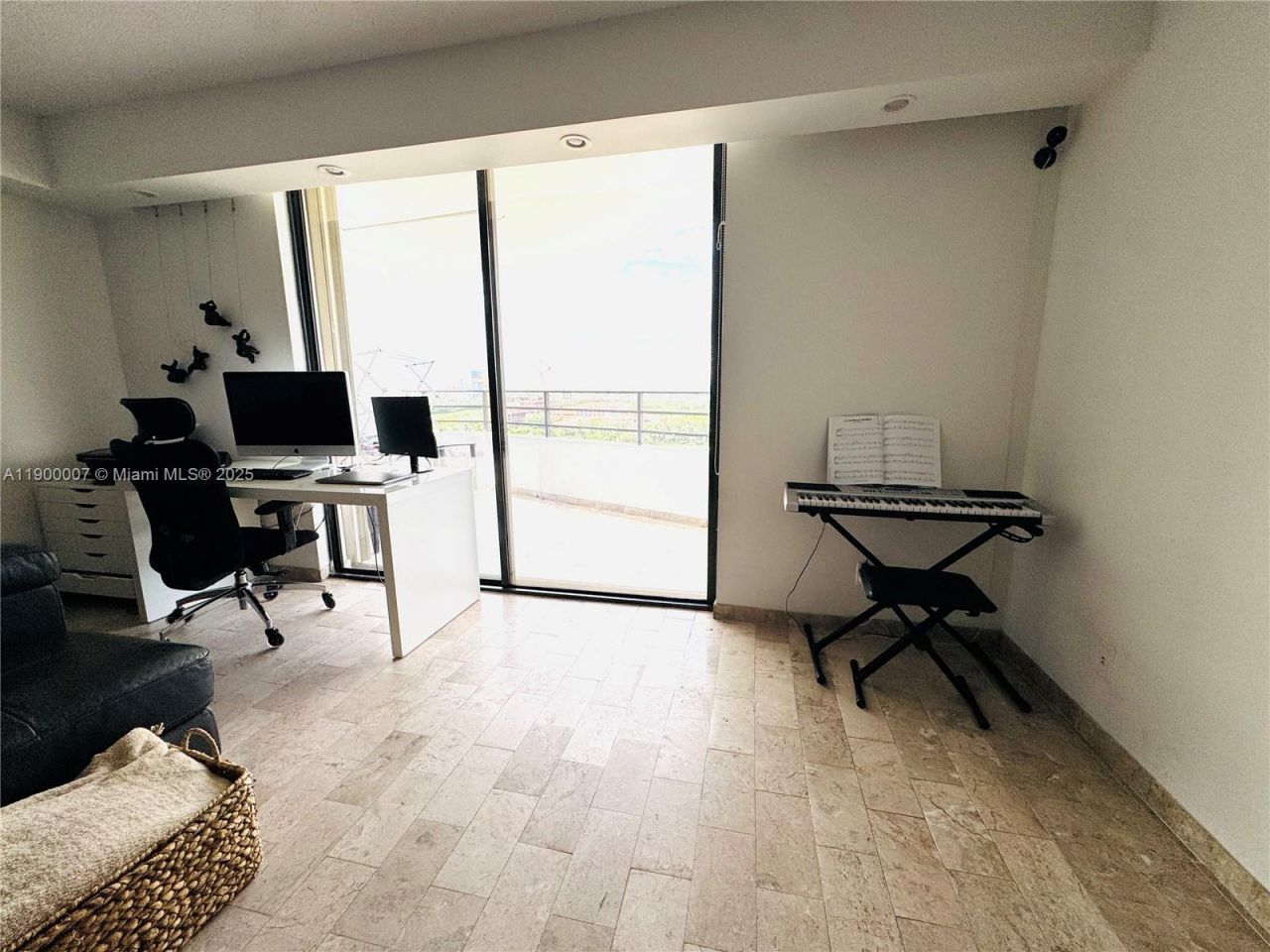 600 Three Islands Blvd, Unit 1206, Hallandale Beach, FL 33009 Photo