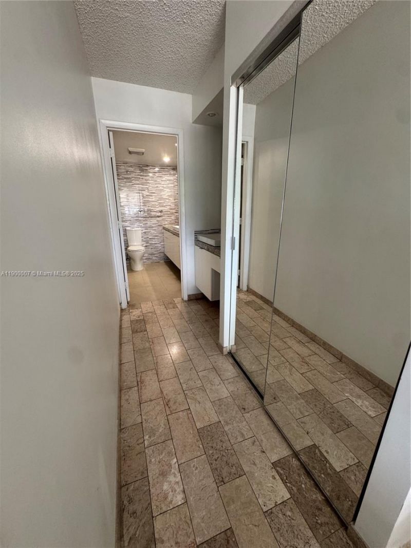 600 Three Islands Blvd, Unit 1206, Hallandale Beach, FL 33009 Photo