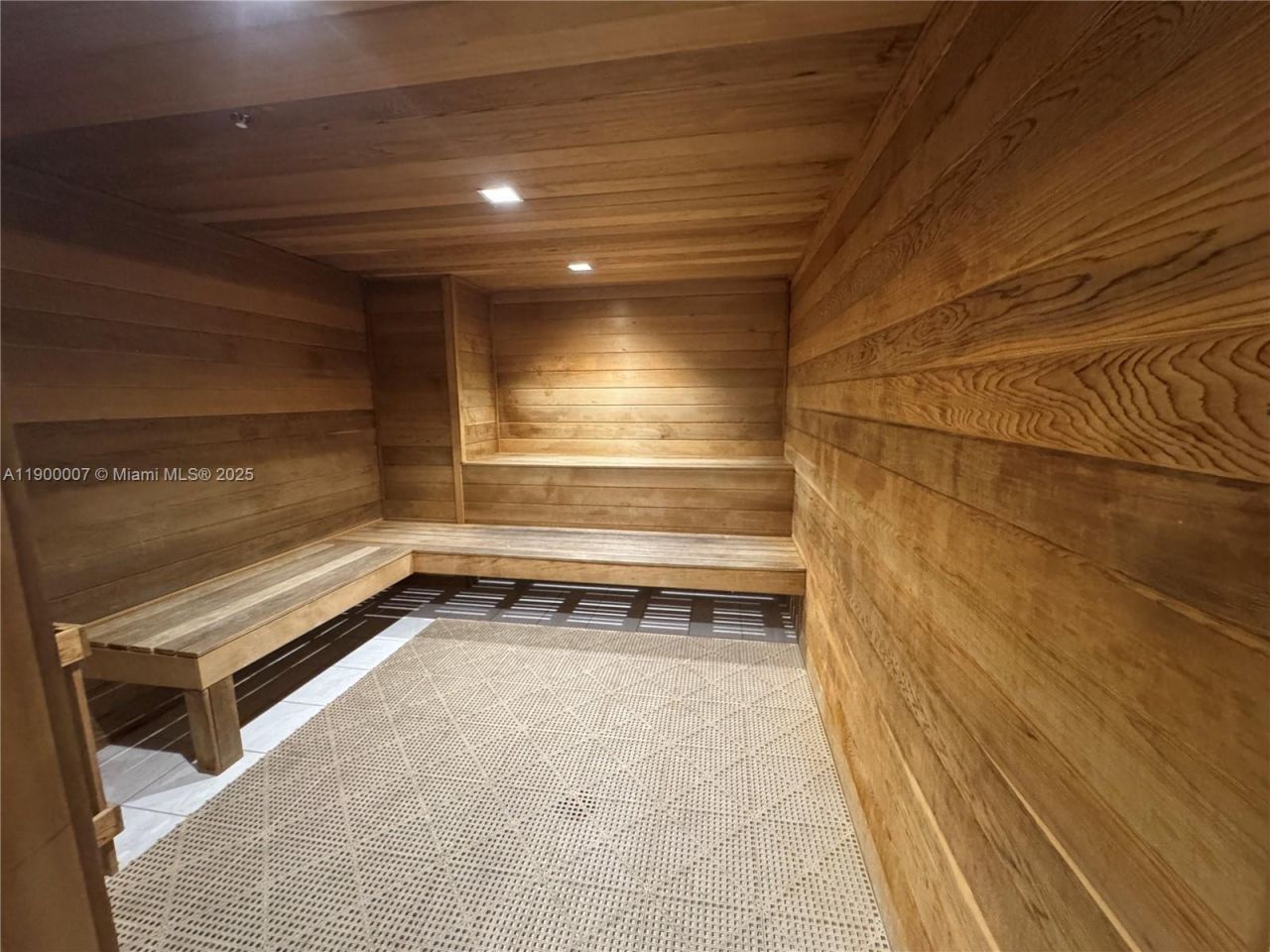 600 Three Islands Blvd, Unit 1206, Hallandale Beach, FL 33009 Photo