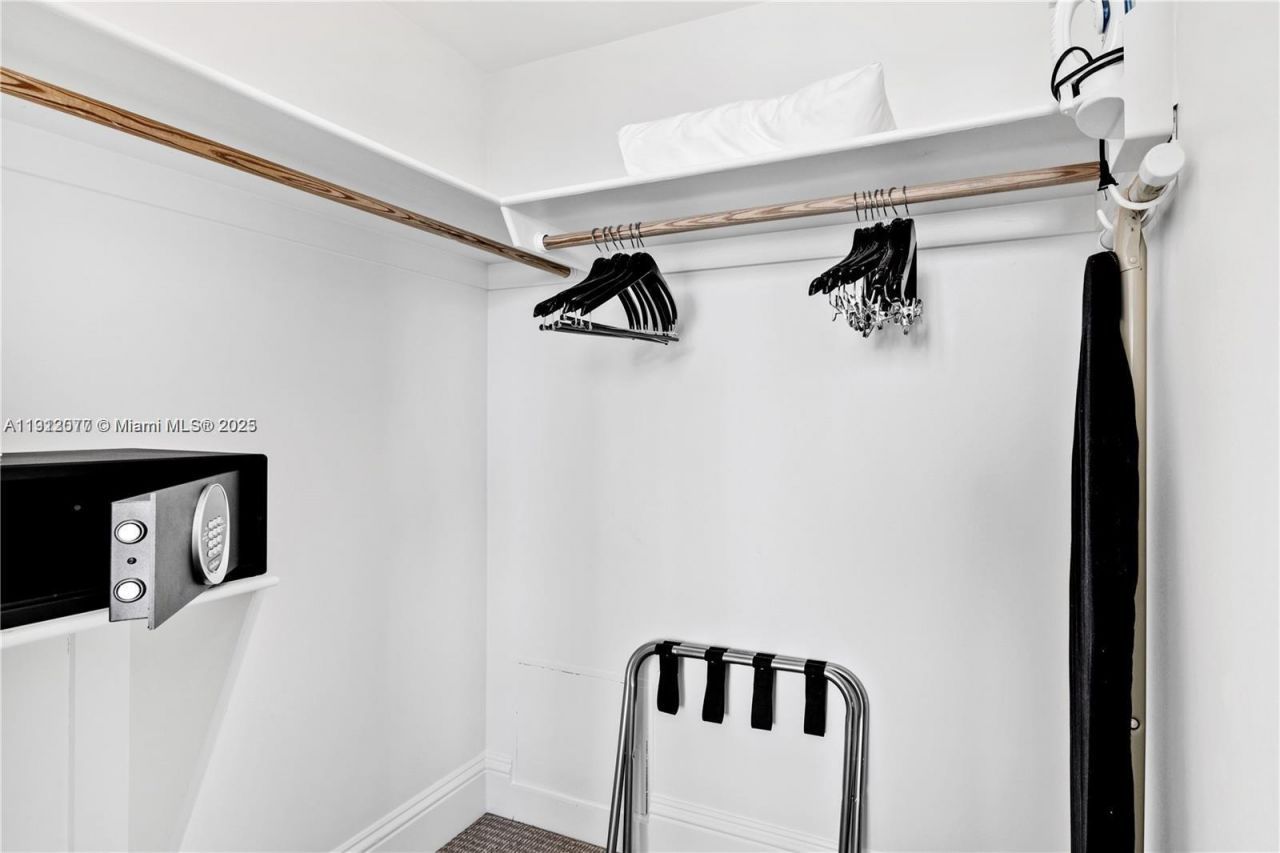 4401 Collins Ave, Unit 1604, Miami Beach, FL 33140 Photo