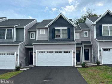 130 MAGNOLIA DRIVE, MIDDLETOWN, PA 17057
