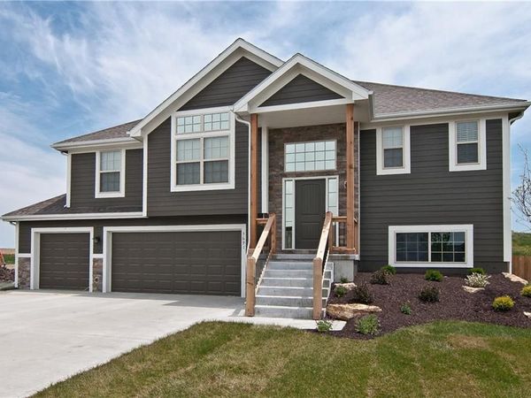 930 168th Court, Basehor, KS 66007