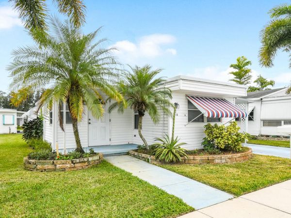 4300 SE Saint Lucie Boulevard, Unit 210, Stuart, FL 34997