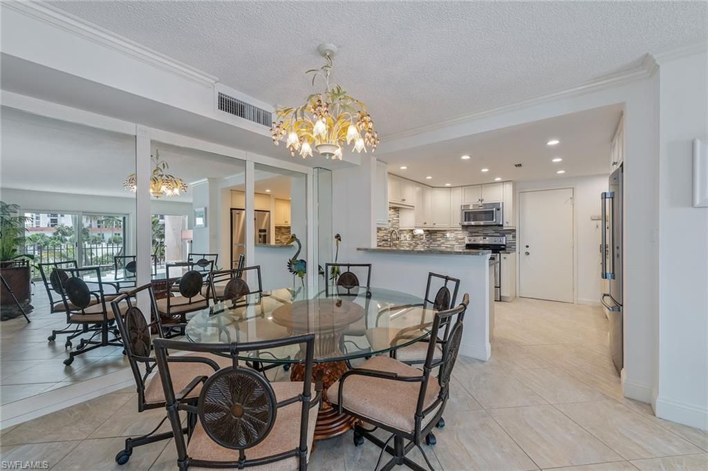 3399 Gulf Shore Blvd N, Unit 309, Naples, FL 34103 Photo