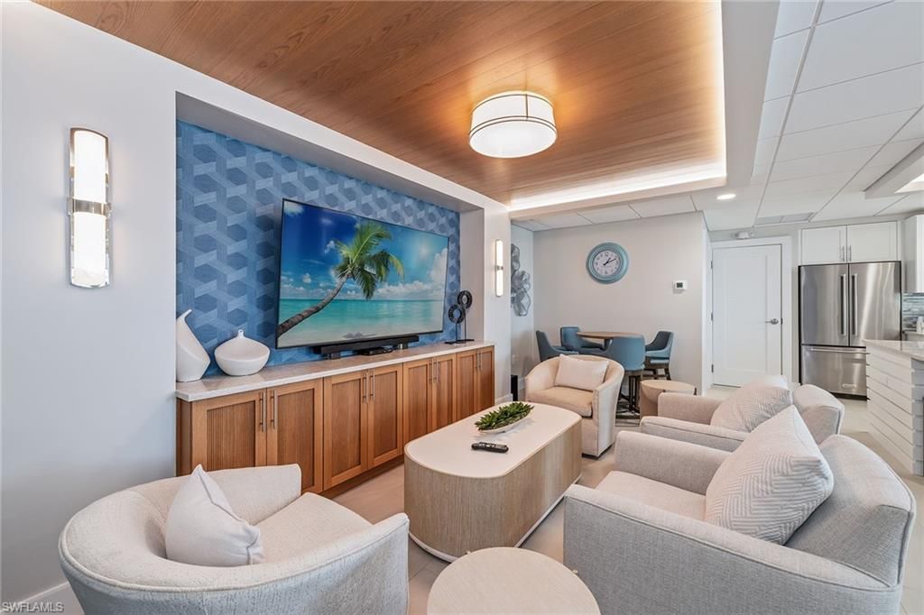 3399 Gulf Shore Blvd N, Unit 309, Naples, FL 34103 Photo