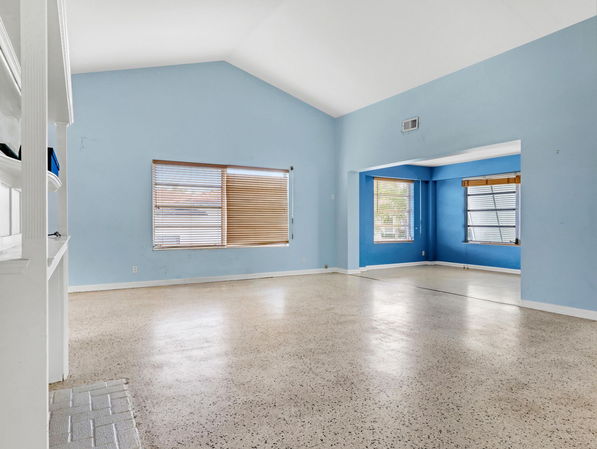 225 Linda Lane, Palm Beach Shores, FL 33404 Photo