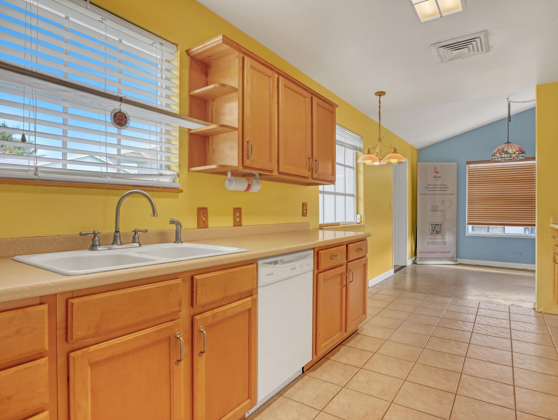 225 Linda Lane, Palm Beach Shores, FL 33404 Photo