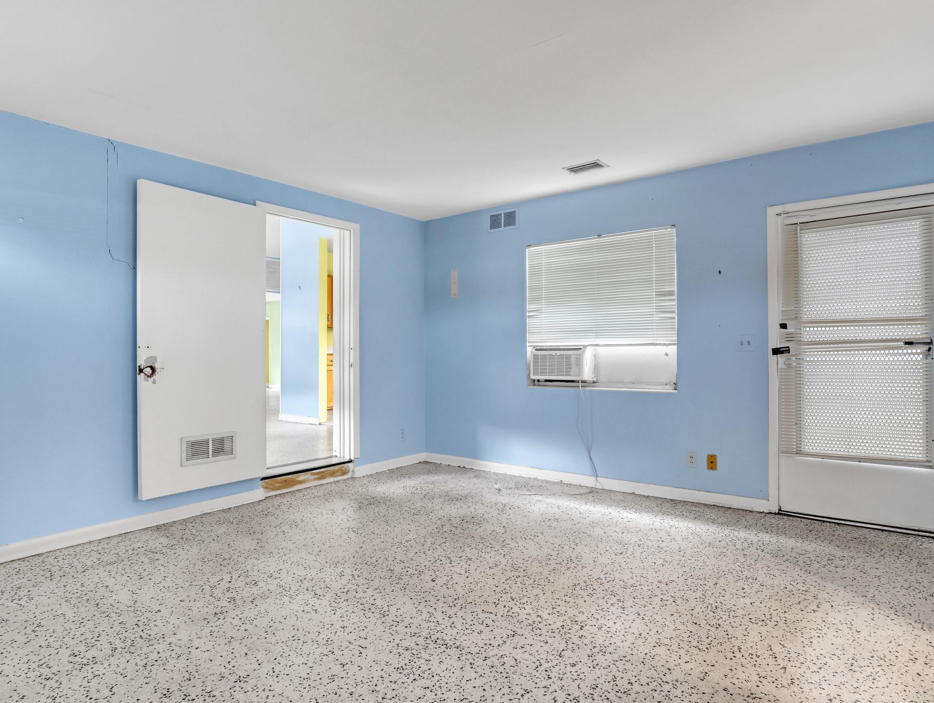 225 Linda Lane, Palm Beach Shores, FL 33404 Photo