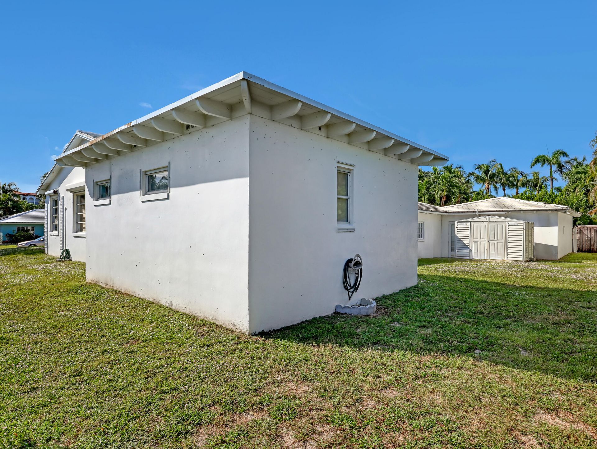 225 Linda Lane, Palm Beach Shores, FL 33404 Photo